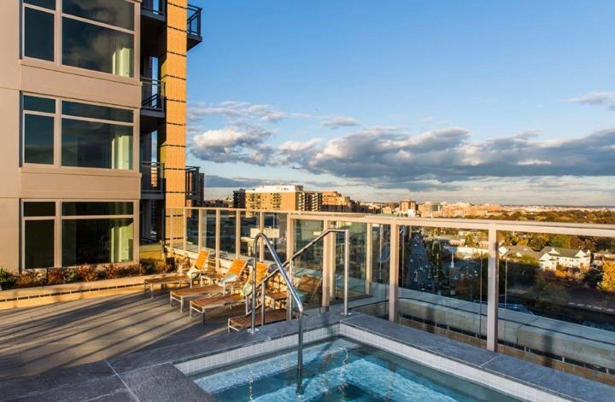 Bridgestreet At The View At Liberty Center Aparthotel Arlington Exterior photo