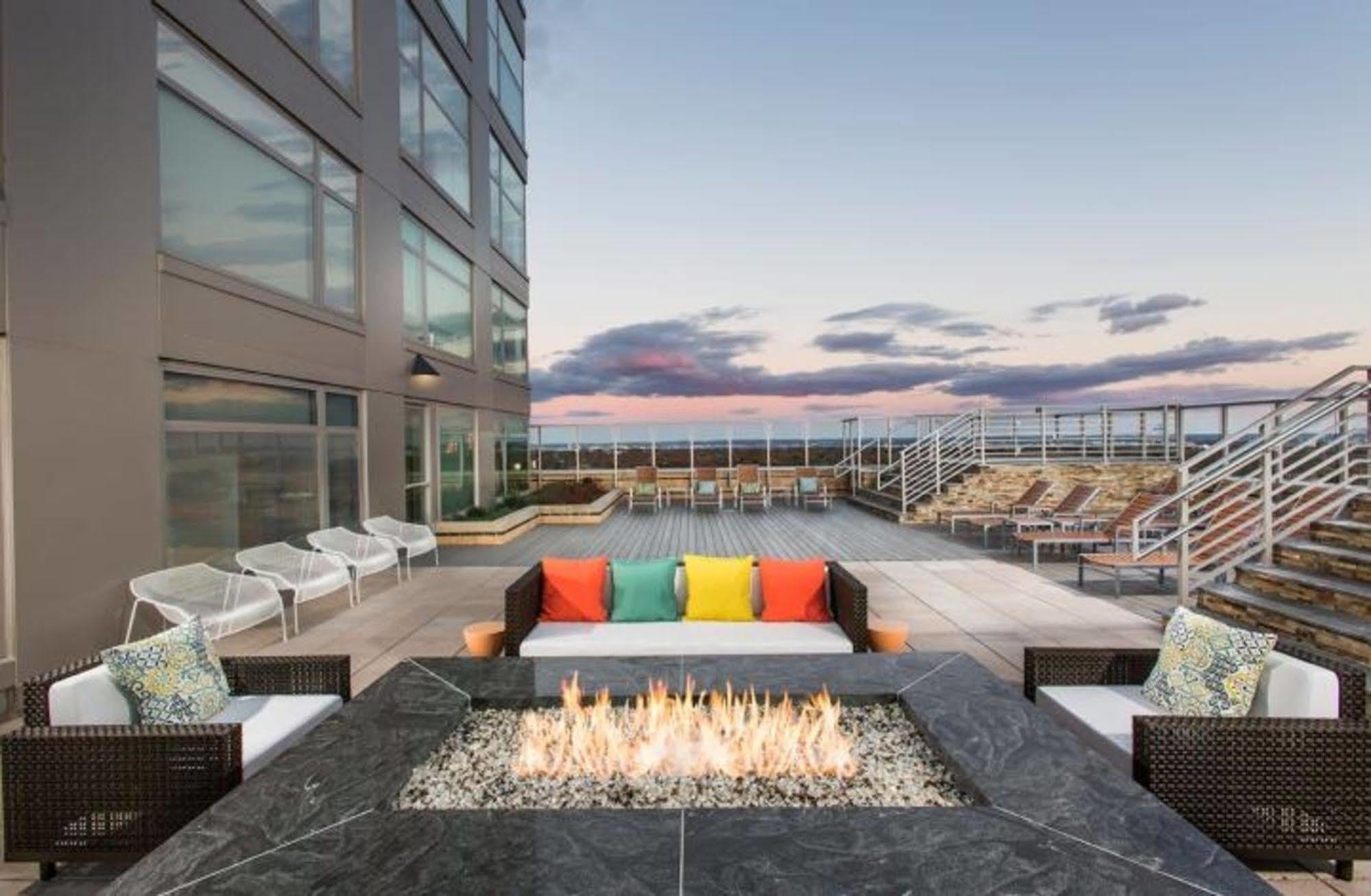 Bridgestreet At The View At Liberty Center Aparthotel Arlington Exterior photo