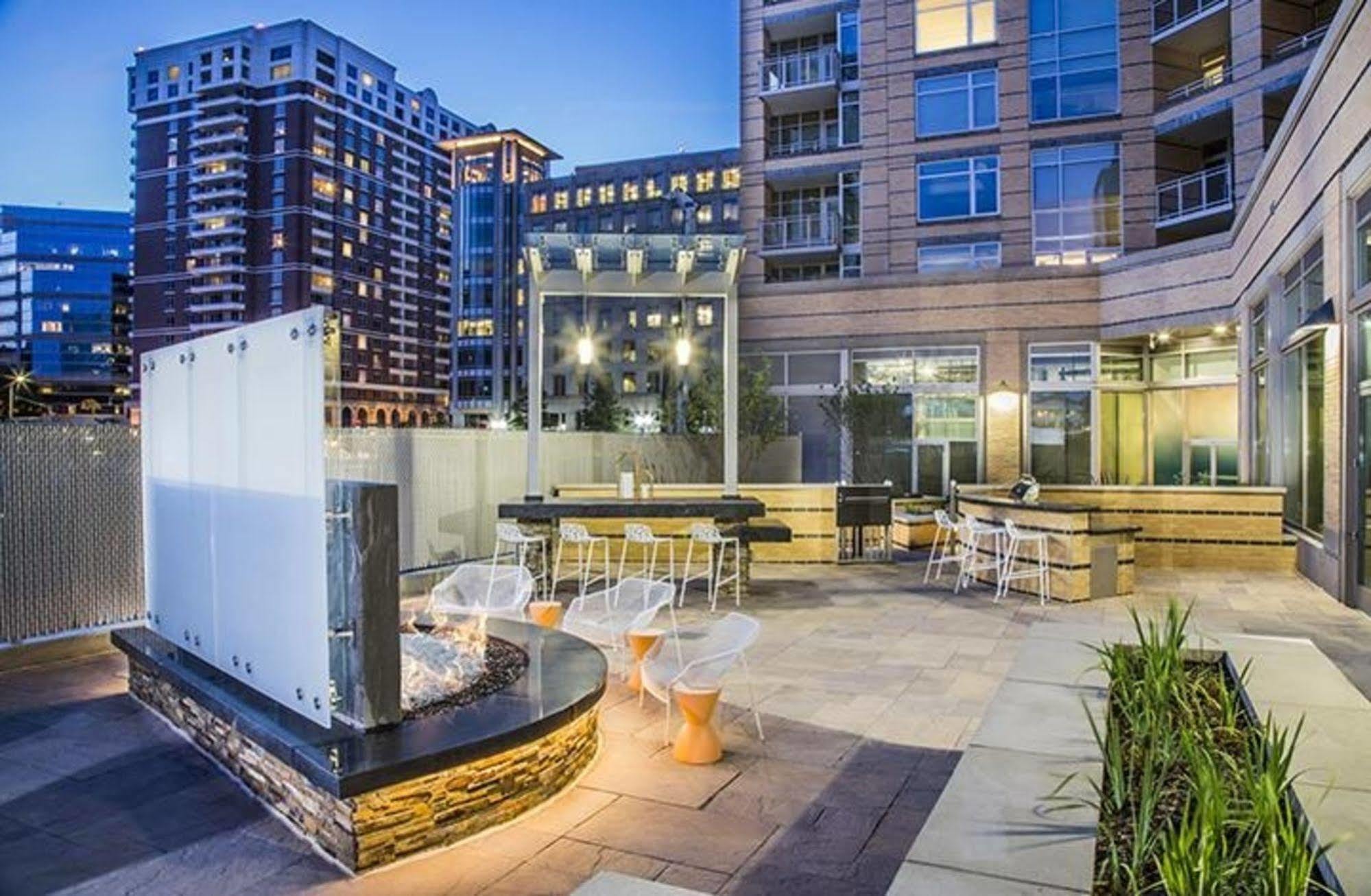 Bridgestreet At The View At Liberty Center Aparthotel Arlington Exterior photo